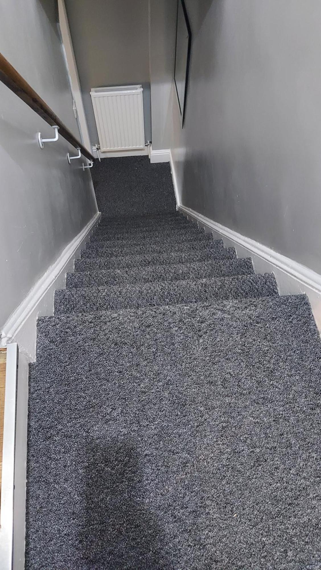 Hilltop Place Suites Near Meadowhall Sheffield Buitenkant foto