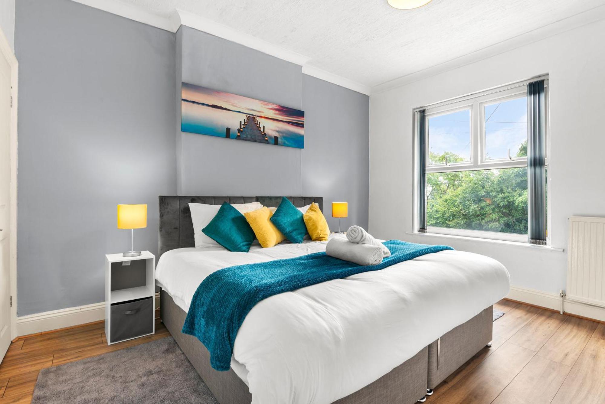 Hilltop Place Suites Near Meadowhall Sheffield Buitenkant foto